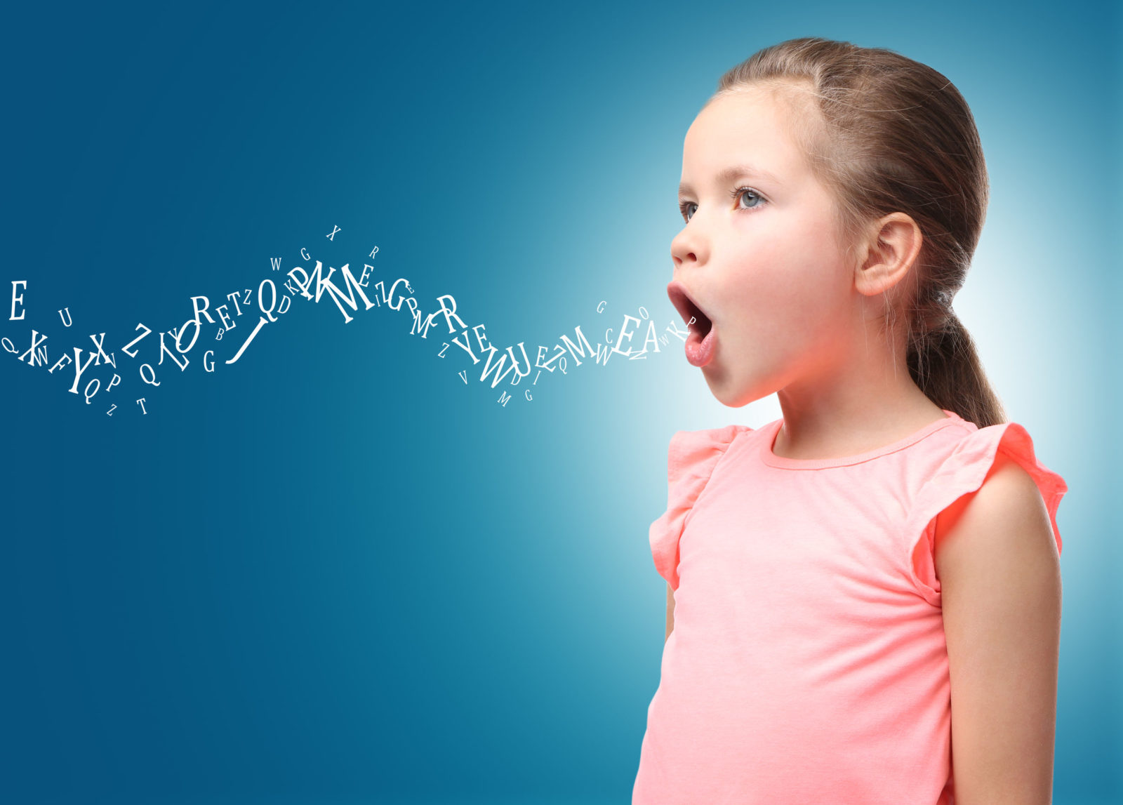 речь ребенка. детей произношение. ребенок говорит. детей произношение. ребенок произносит звуки.